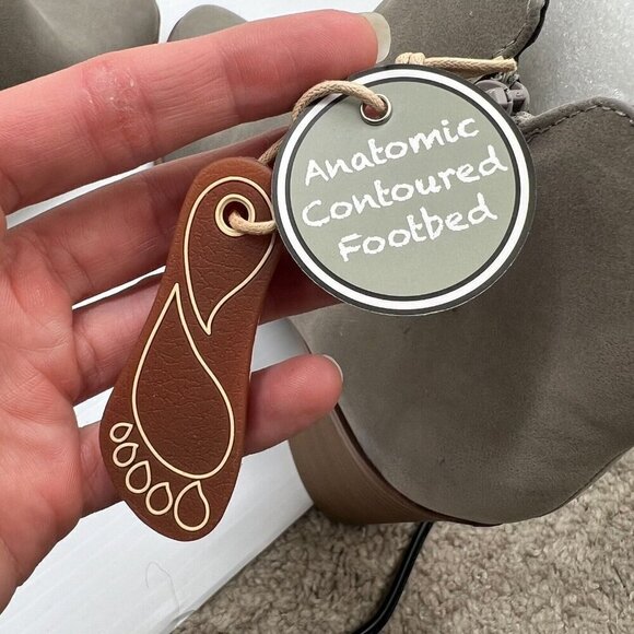 MIA Gray Dusky Pointed Toe Bootie Side Zip Stacked Block Heel Size 10 NWOB - Picture 13 of 14